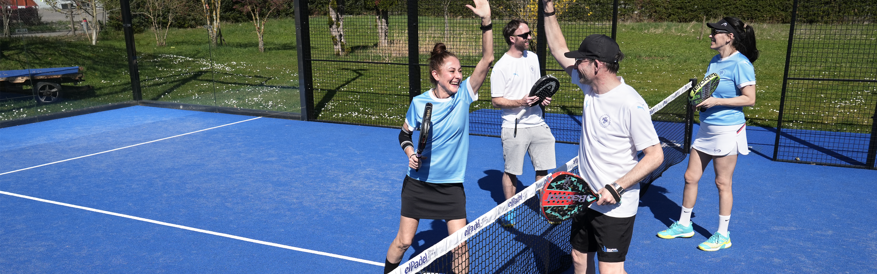 1 1 padel angebot header desktop